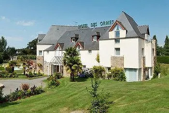 Le Château Des Ormes