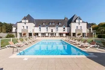 Le Château Des Ormes 3*
